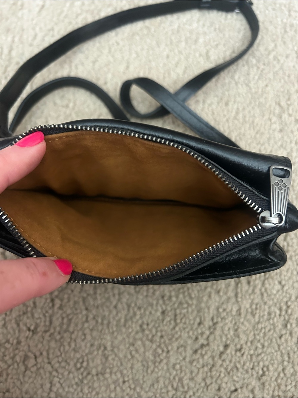 Patricia Nash Crossbody - Picture 3 of 6